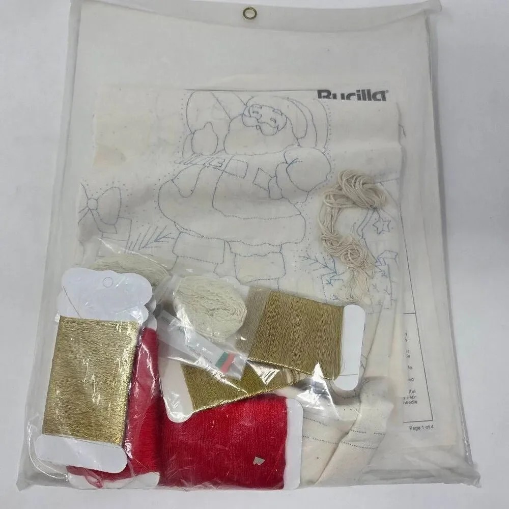 VINTAGE BUCILLA CANDLEWICKING CHRISTMAS TREE SKIRT KIT SANTA RARE 82099 40